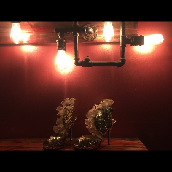 Meet your Posher, Guinevere - Picture 5 of 6